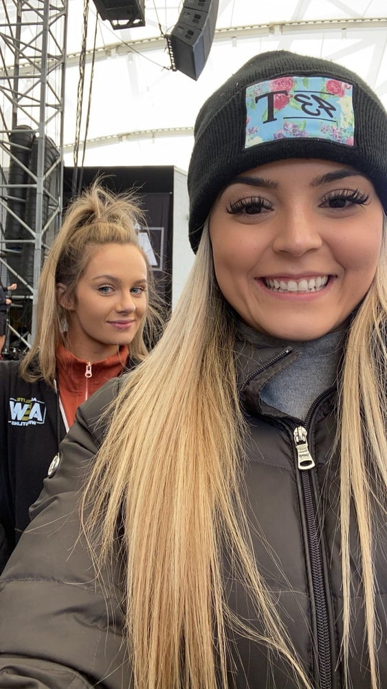 Taynara conti
 #87371785