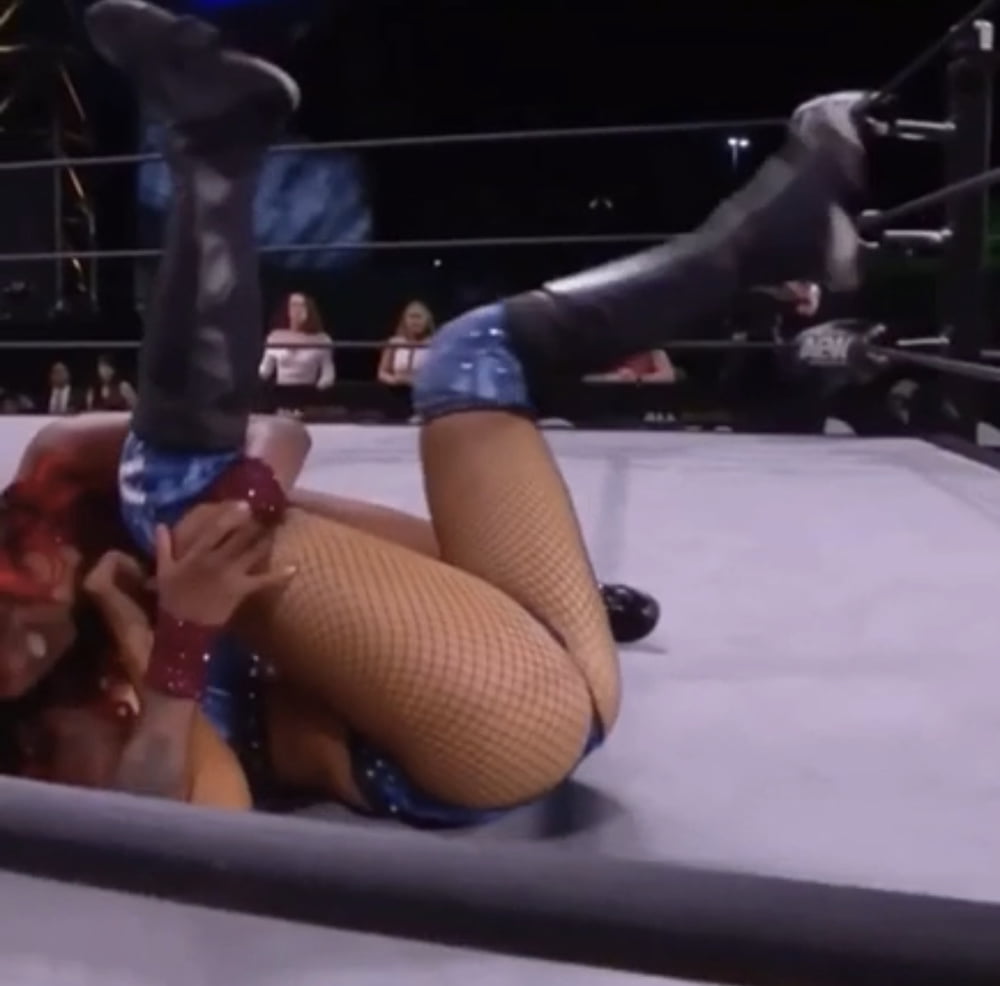 Taynara conti
 #87371947