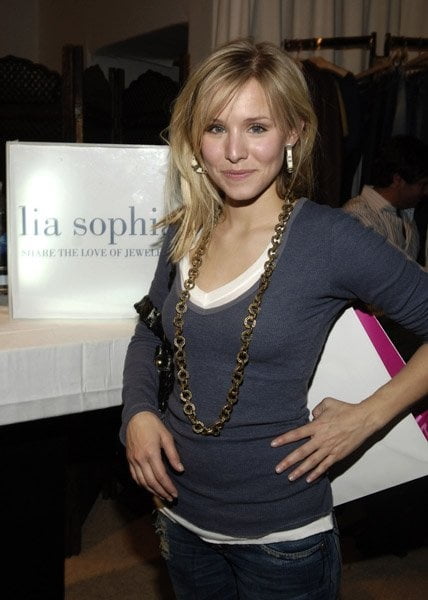 Kristen bell donna carina.
 #92394985