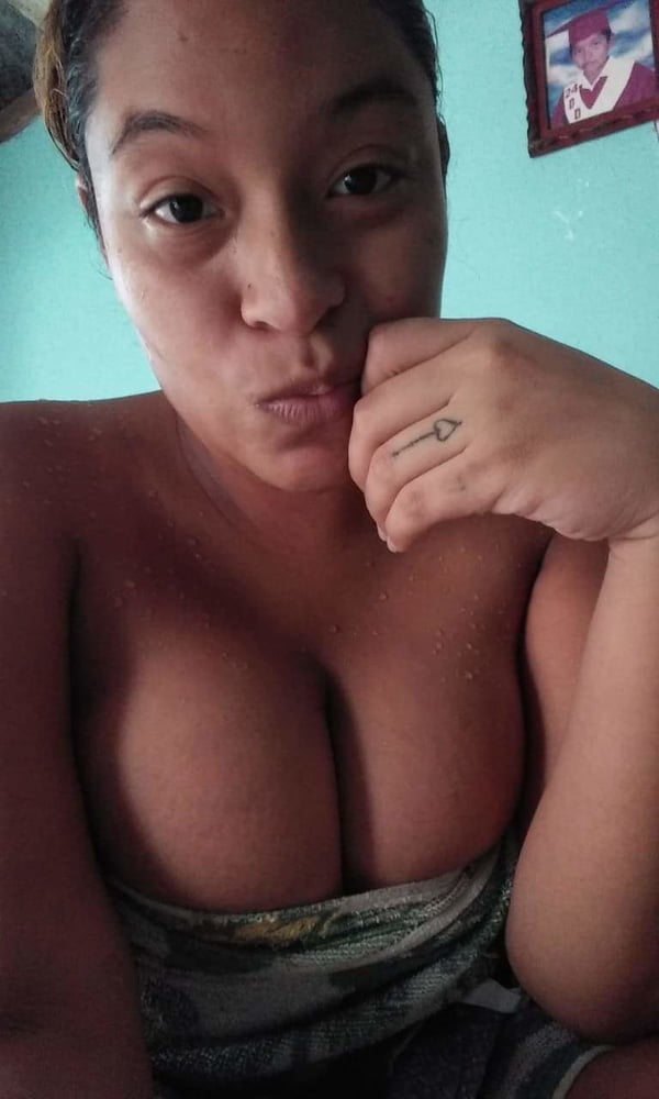 Latina 17
 #81290411