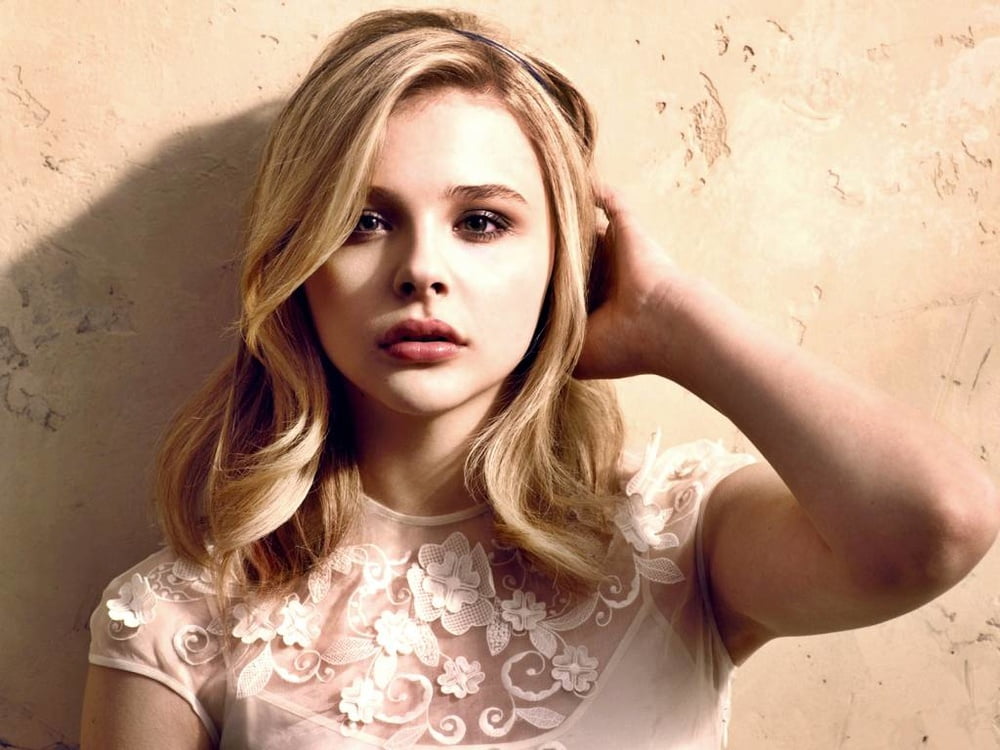 chloe moretz #92304342