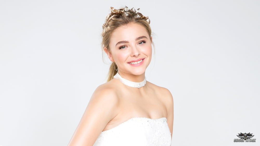 chloe moretz #92304425