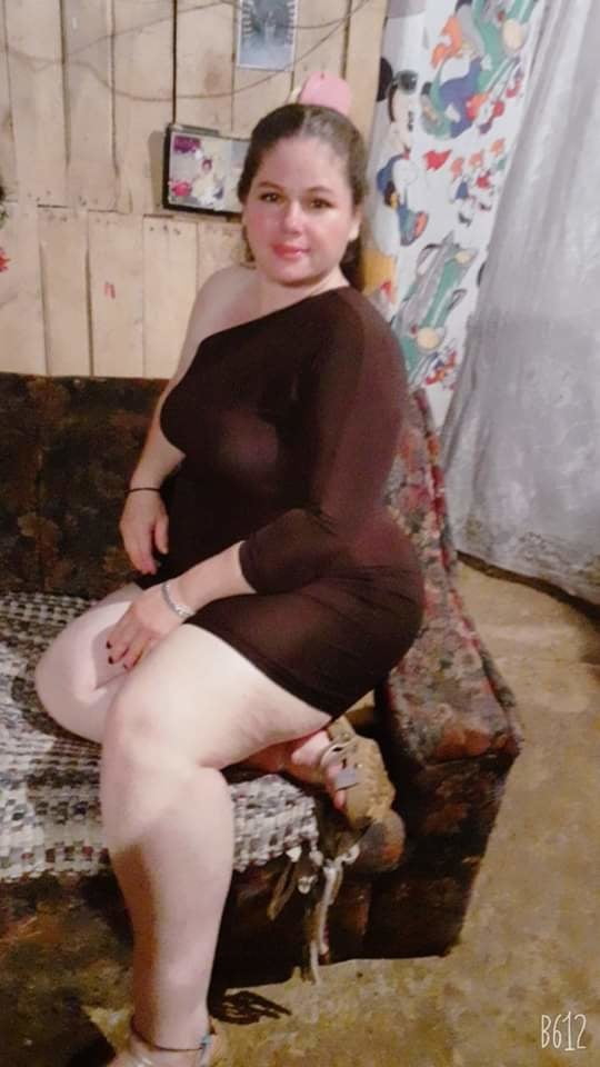 Yoli Esquivel piernuda #92974648