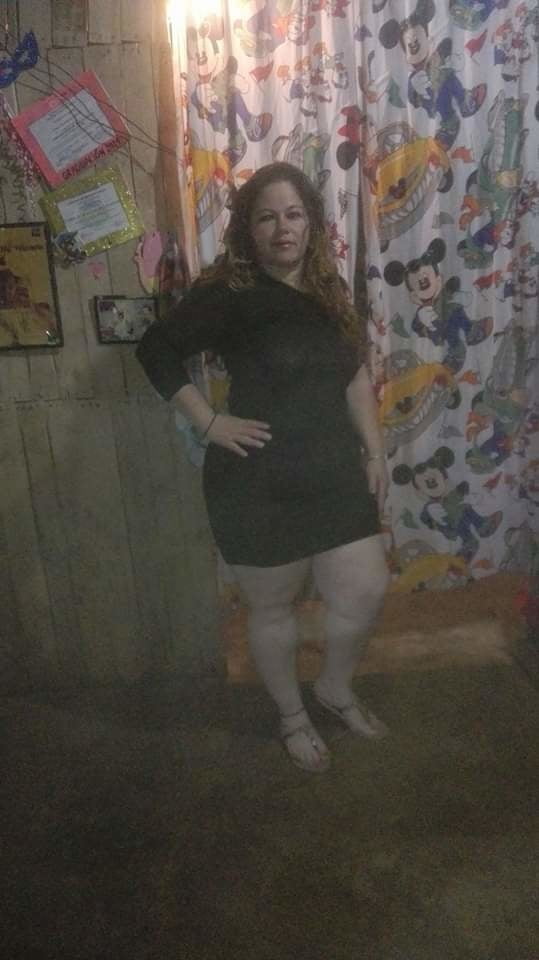 Yoli Esquivel piernuda #92974673