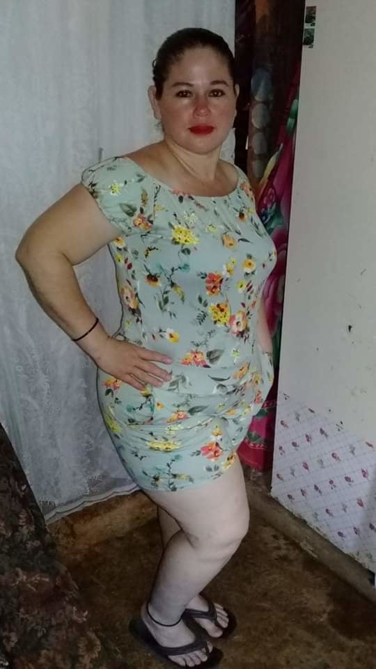 Yoli Esquivel piernuda #92974678