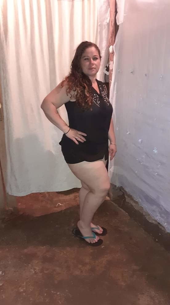 Yoli Esquivel piernuda #92974705
