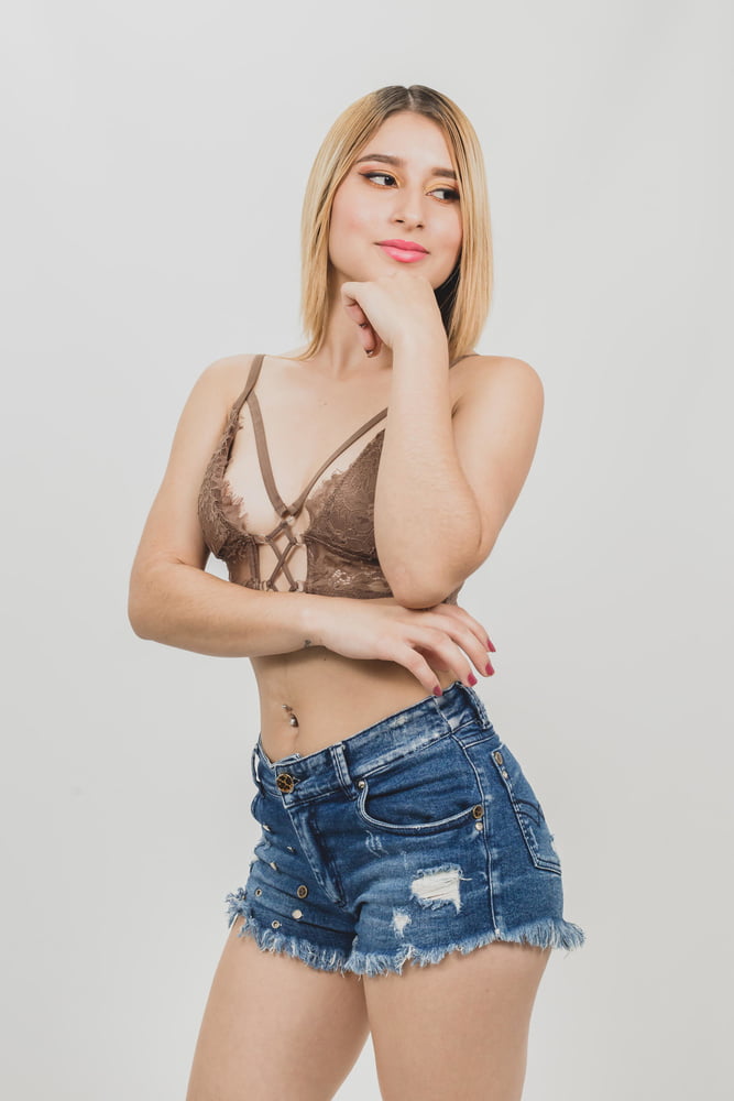 amateur models 22 #99727790
