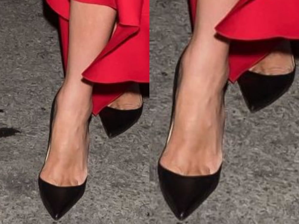 Nicky Hilton Sexy Legs feet and High heels #94718715