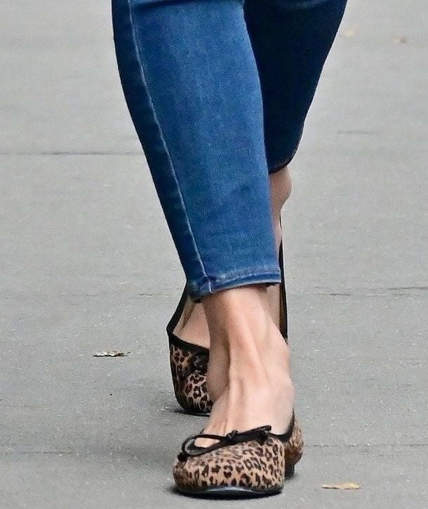 Nicky Hilton Sexy Legs feet and High heels #94719058