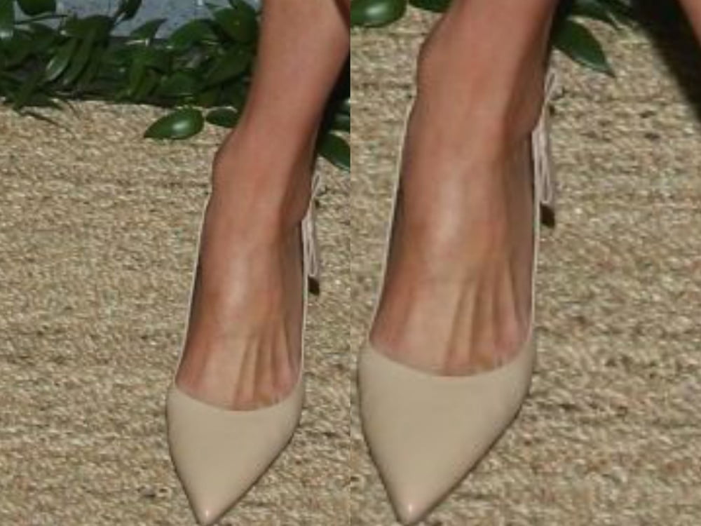 Nicky Hilton Sexy Legs feet and High heels #94719213
