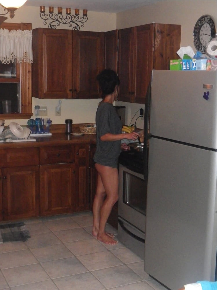 Amateur 14
 #79815056