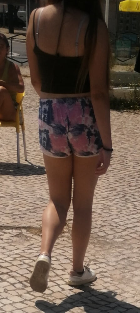 Candids--Portugal - comment and rate #94825470