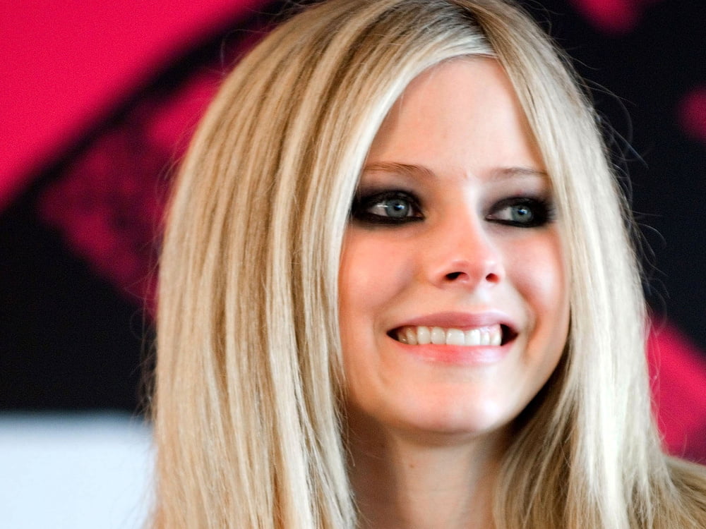 Avril Lavigne #102897387
