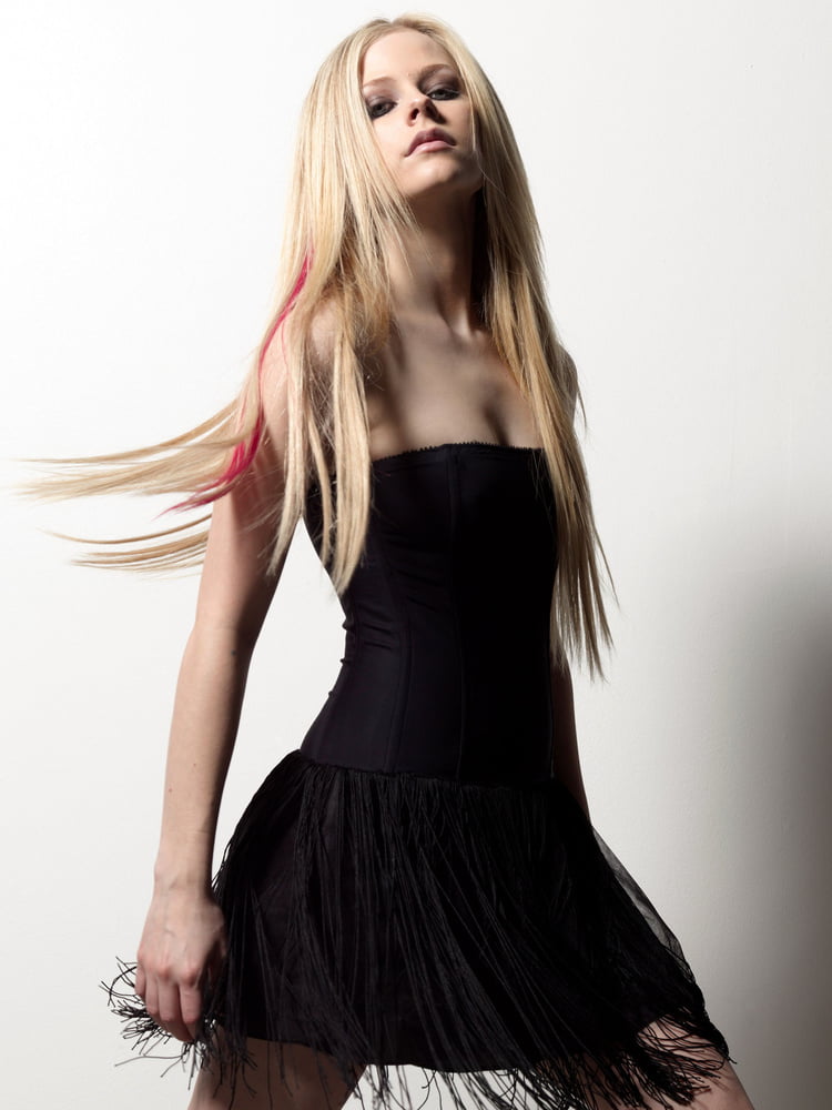 Avril Lavigne #102897436