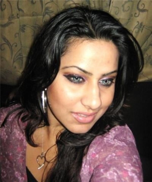 Paki Whore Natasha Indian 24yr Cunt From Dagenham Essex UK #102473187