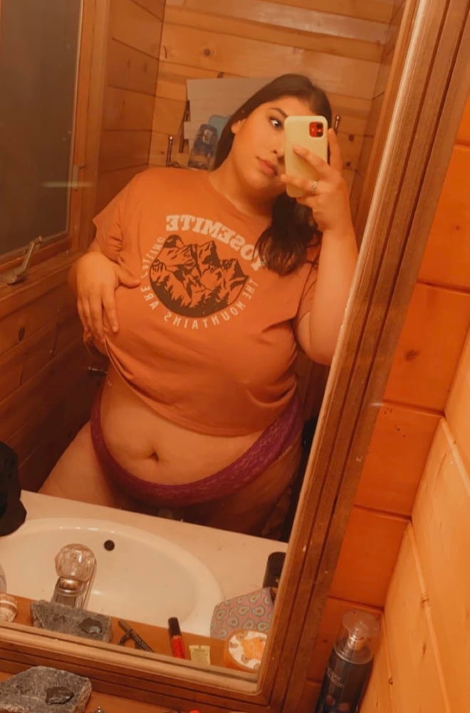 Chubby amateur
 #87376028