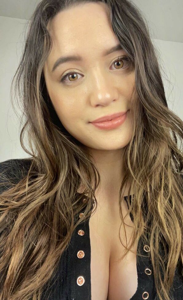 Alea Vi desnuda #108223658