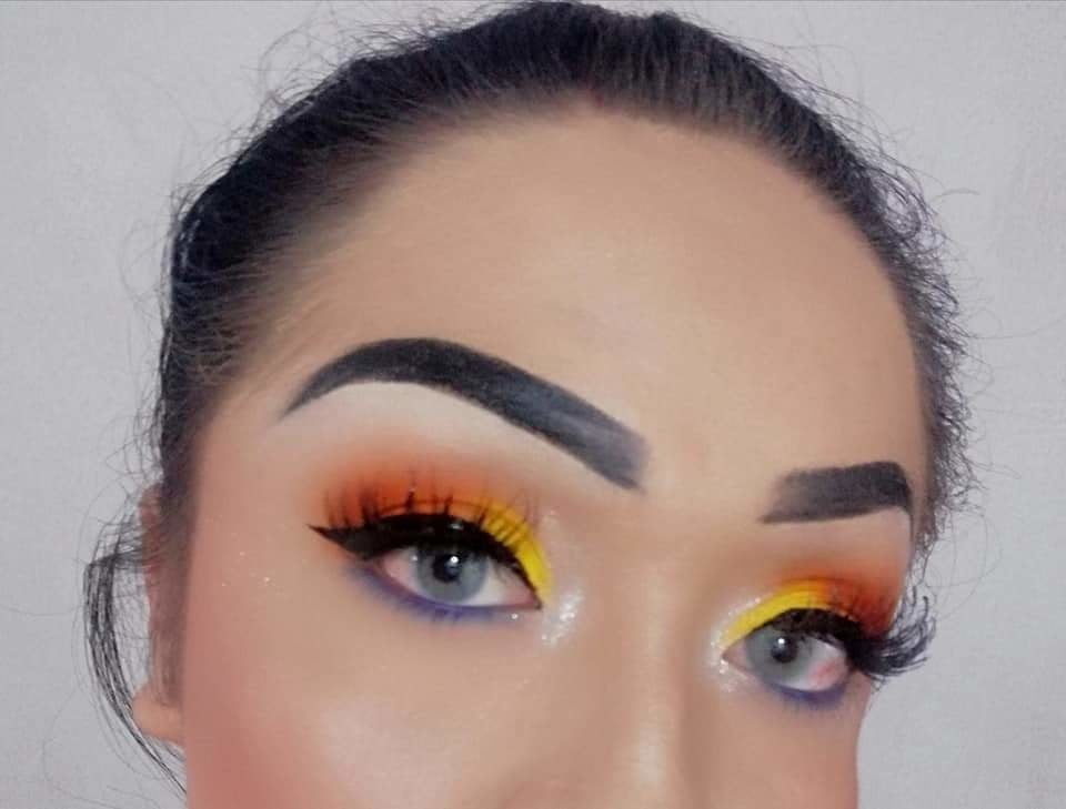 Maquillaje fetiche 64
 #105841551