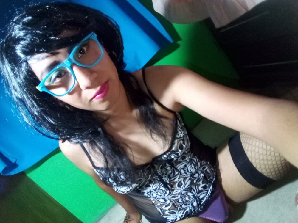 con lentes #107058650