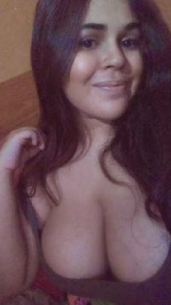Gleyce milf with huge tits
 #96252666