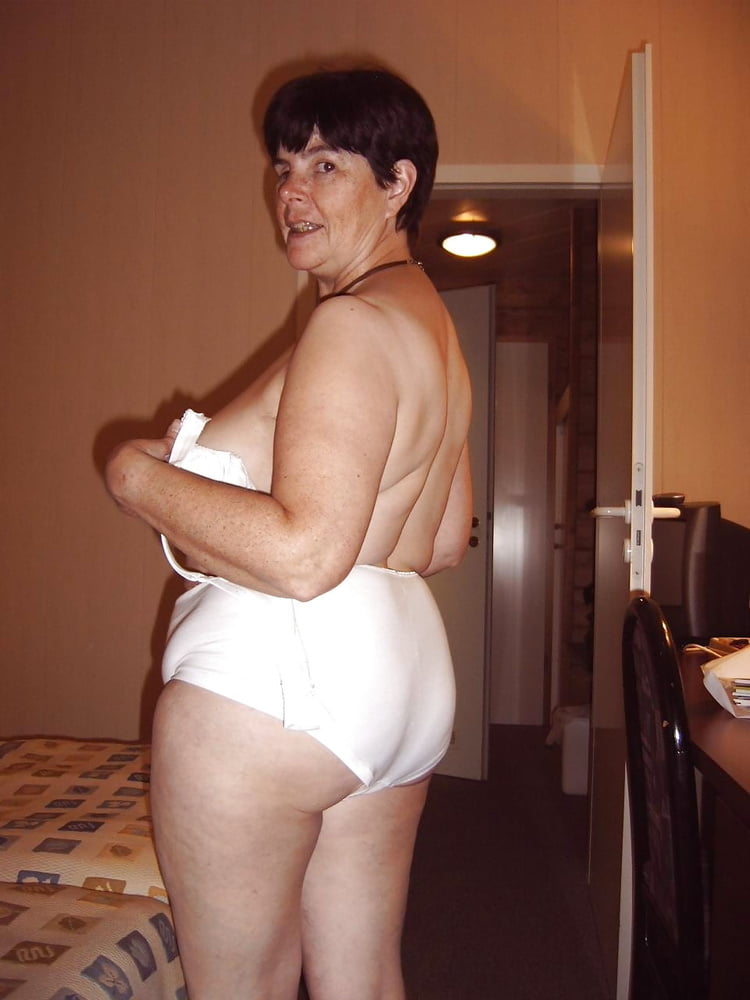 Abuelas bragas
 #94263082
