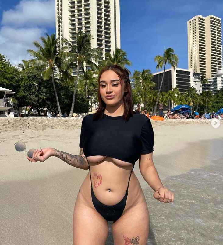 Thickkk desnuda #108090640