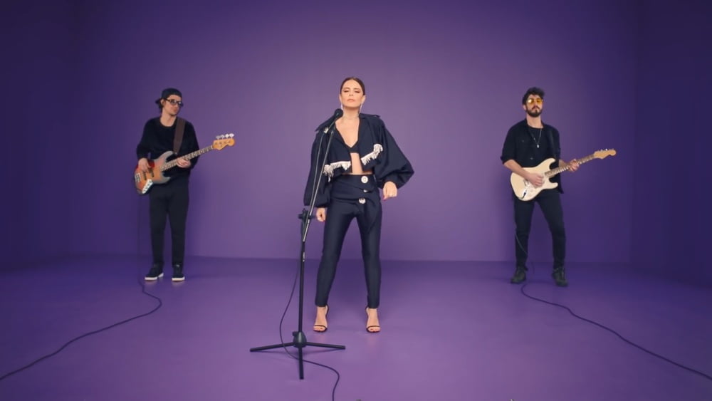 Simge - ister inan ister inanma & pes etme (2020)
 #93071133