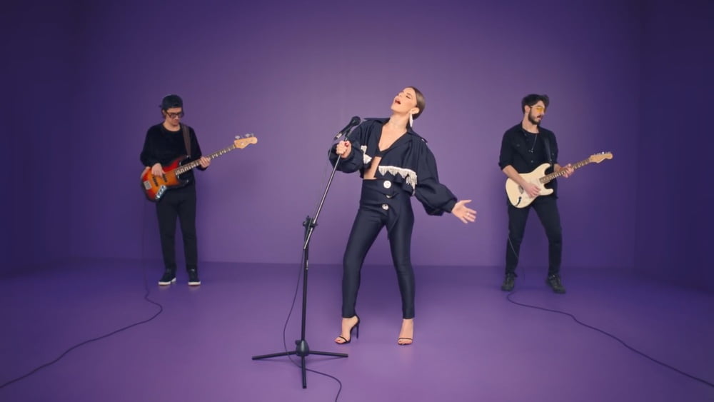 Simge - ister inan ister inanma & pes etme (2020)
 #93071136