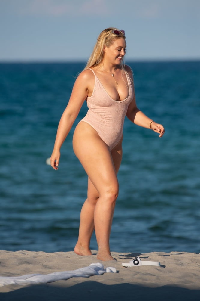 Nero allevato pawg iskra lawrence
 #100858453