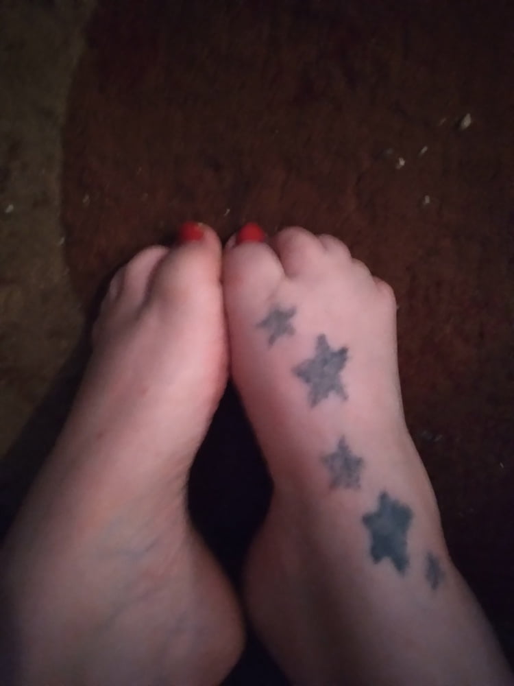 My cute little feet (size 7) #107039673