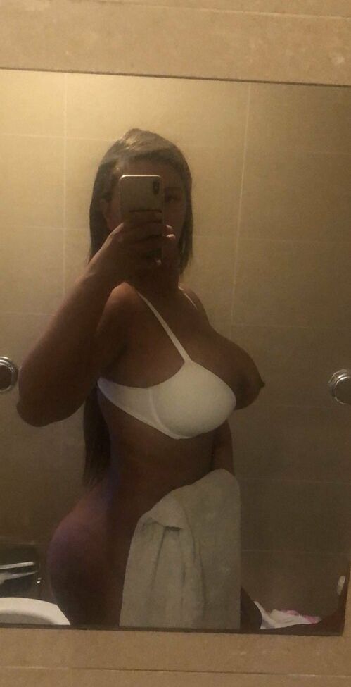 Sarah Coughlan desnuda #108251730