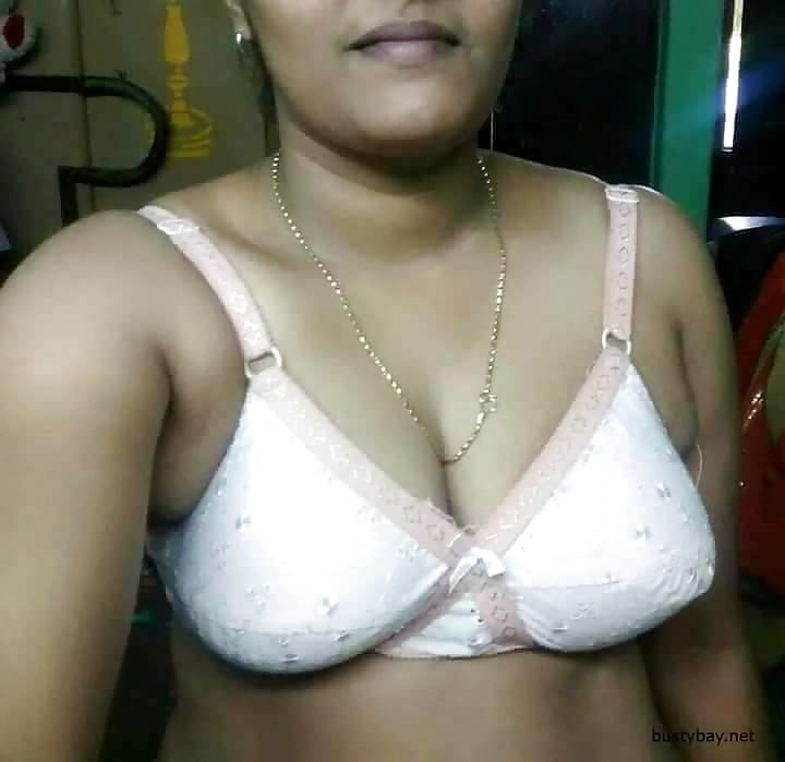 Tamil aunty Tits show #92201489