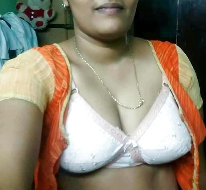 Tamil aunty tits show
 #92201520