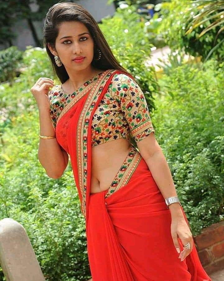 Hot and sexy saree pics #89867316