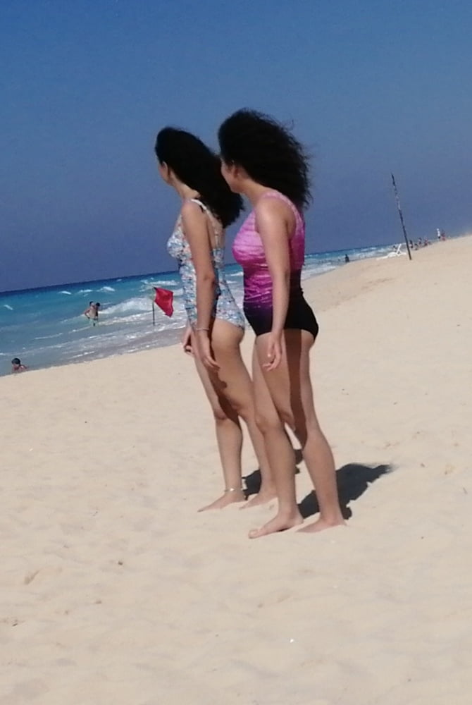 Chicas egipcias
 #88549293