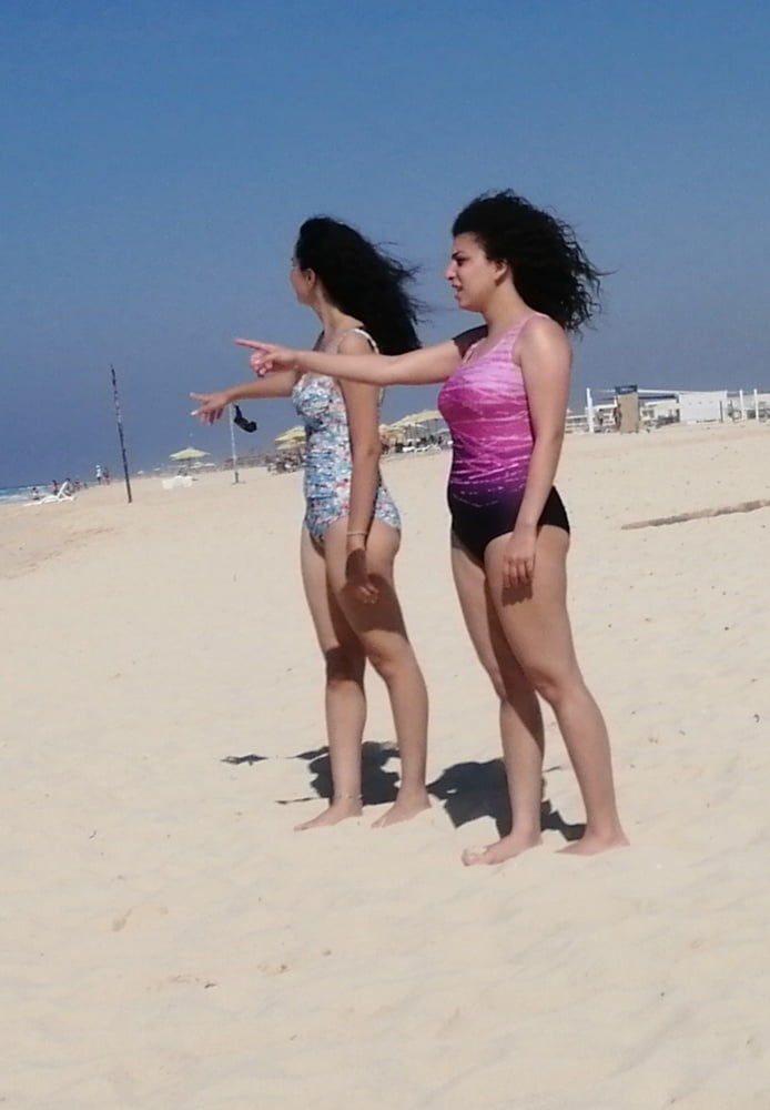 Chicas egipcias
 #88549295