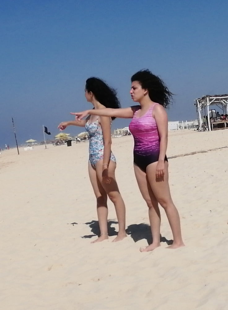 Chicas egipcias
 #88549296