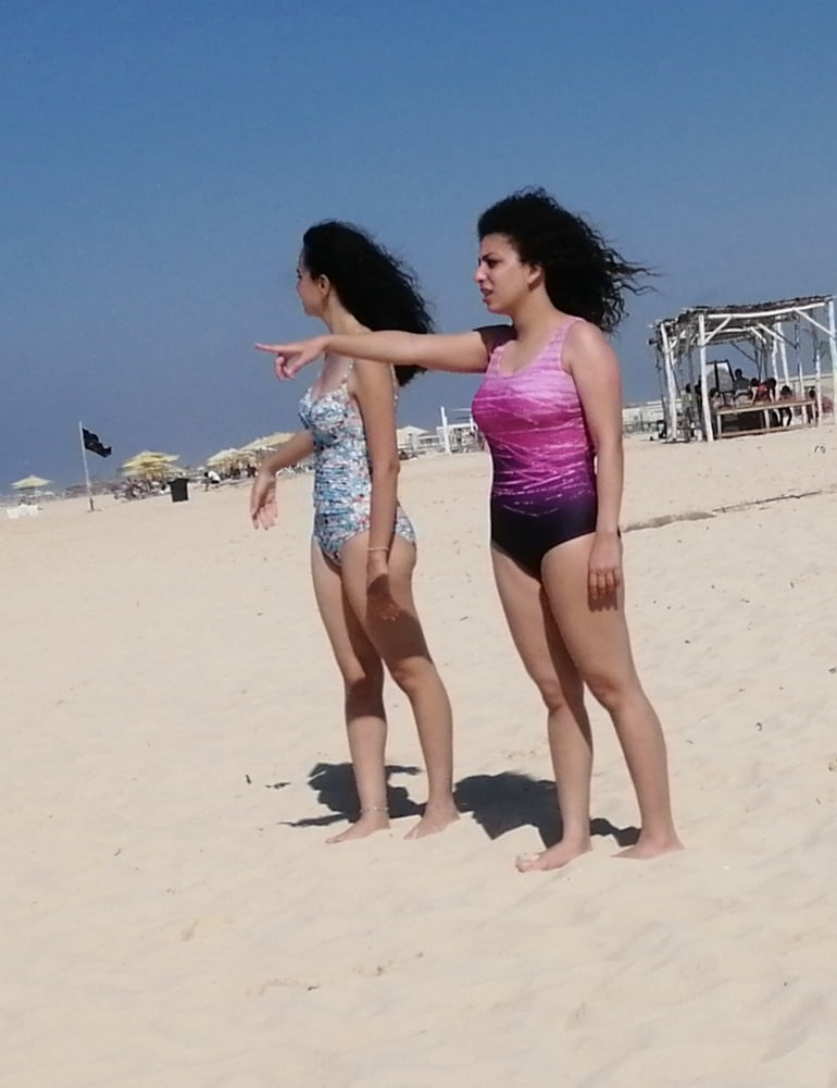 Chicas egipcias
 #88549297