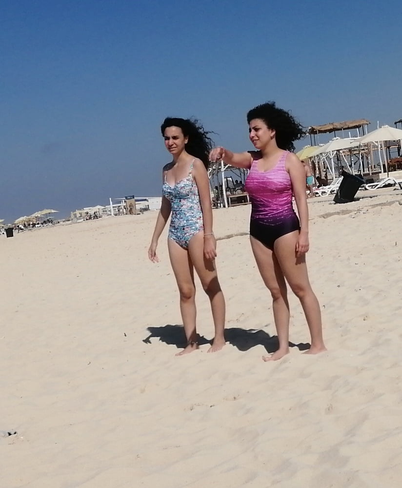 Chicas egipcias
 #88549300