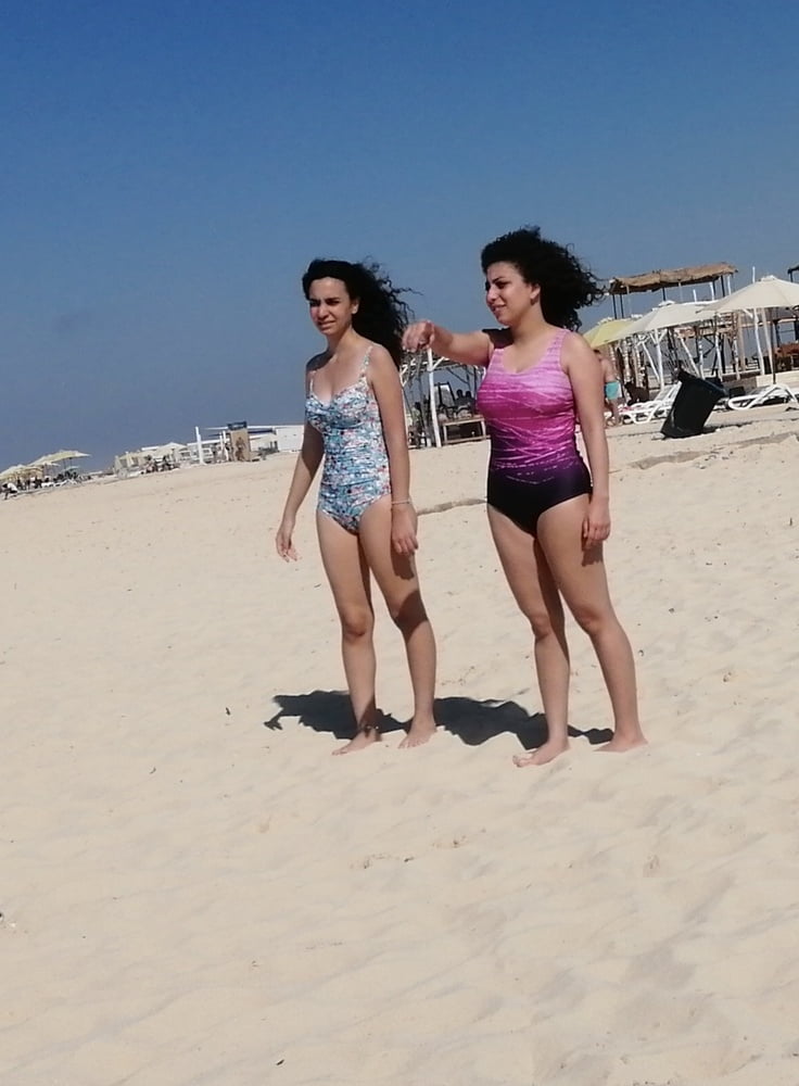 Chicas egipcias
 #88549301