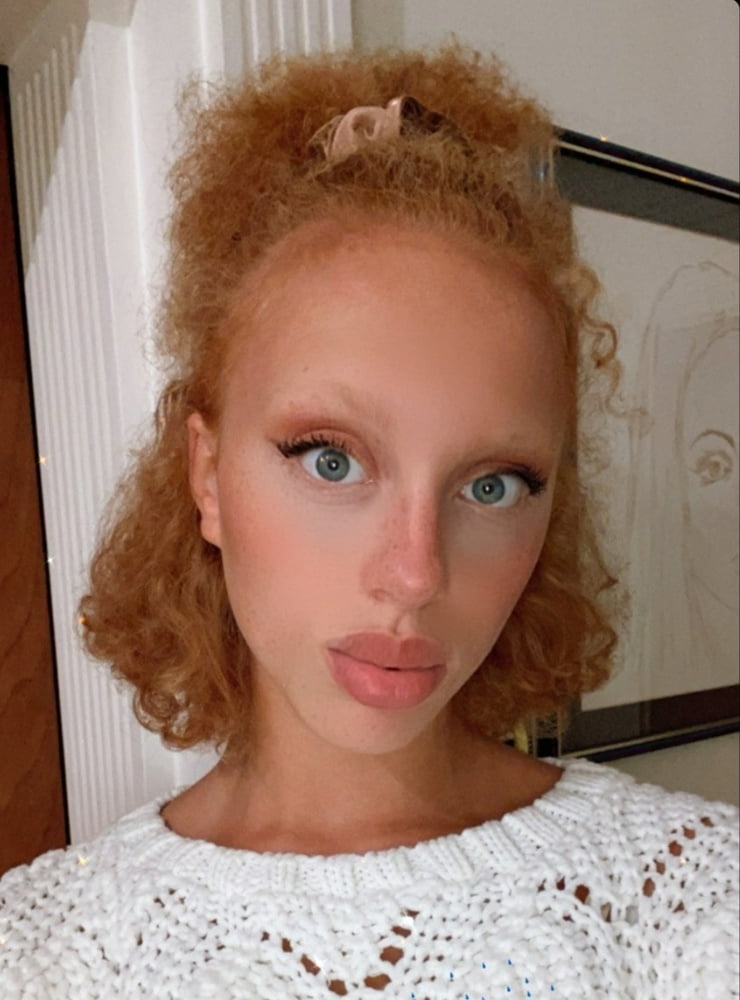 Tv... Fussball #93719342