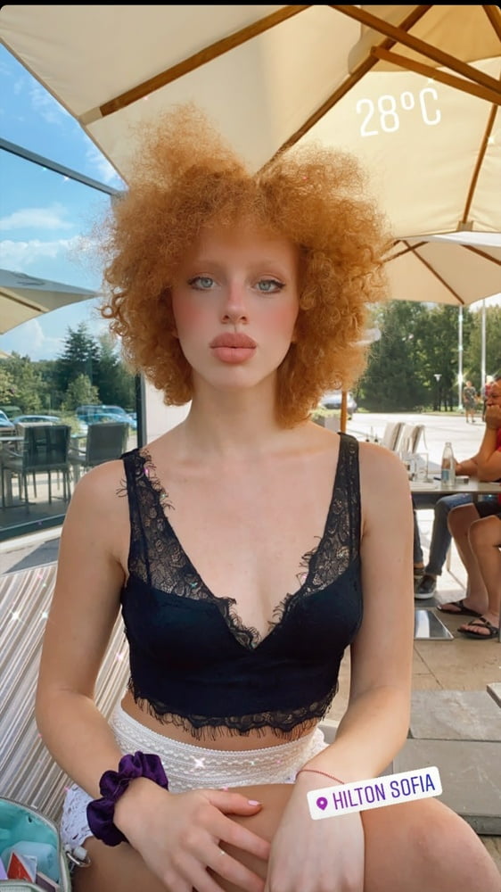 Tv... Fussball #93719377