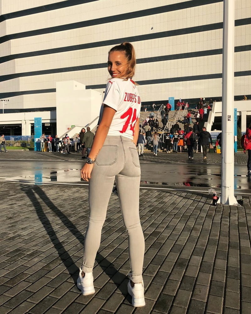 Tv... Fussball #93719628