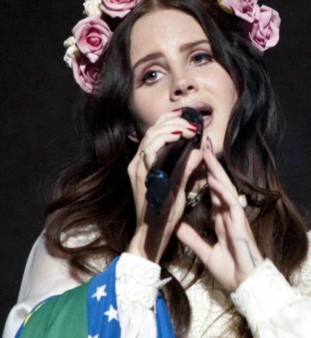 Lana Del Rey nuda #109597198