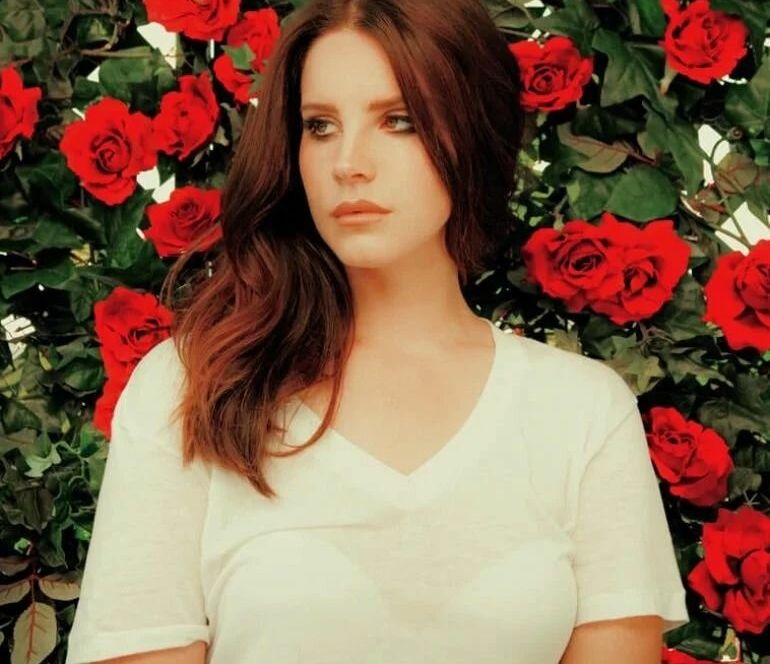 Lana Del Rey nuda #109597225