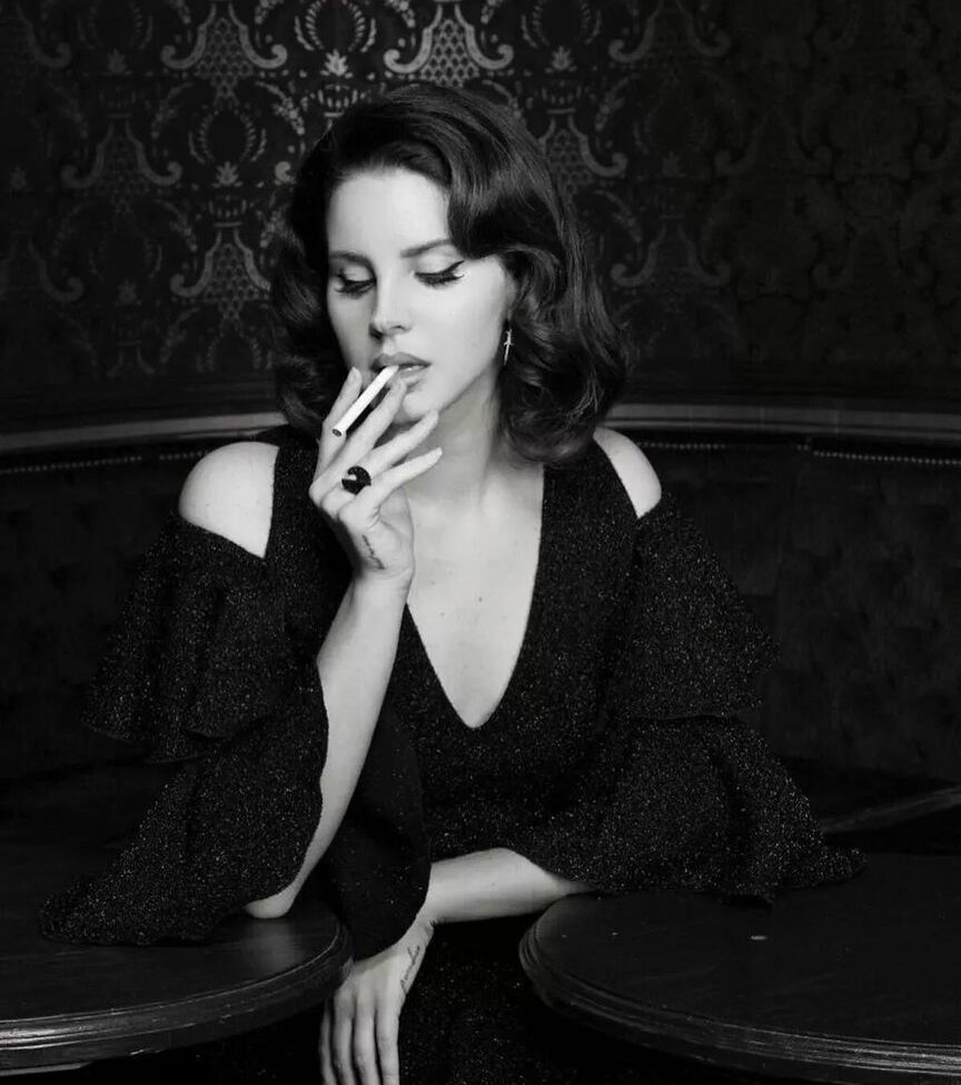 Lana Del Rey nuda #109597240