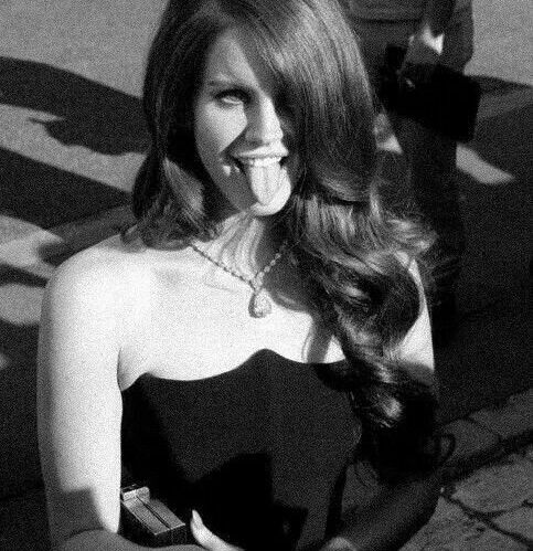 Lana Del Rey nuda #109597383