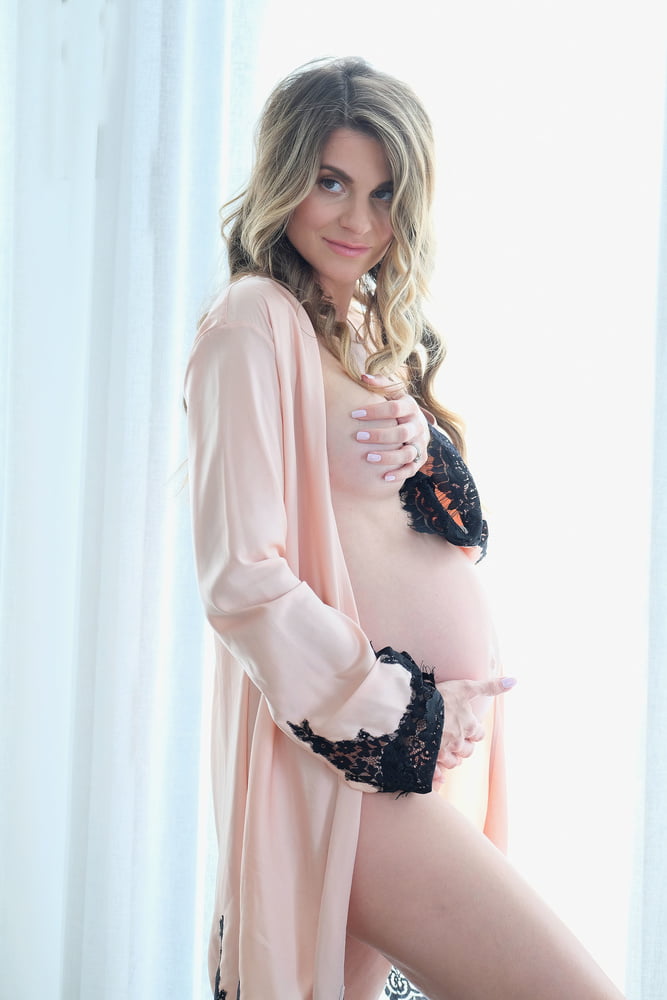 Rachel mccord - servizio fotografico di gravidanza
 #104831761