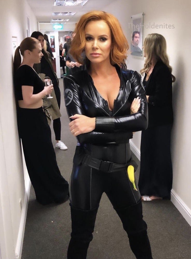 Amanda Holden #96010499