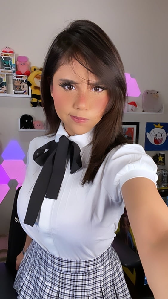 Neekolul #100235417